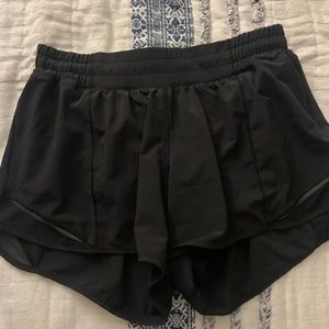 black lulu shorts